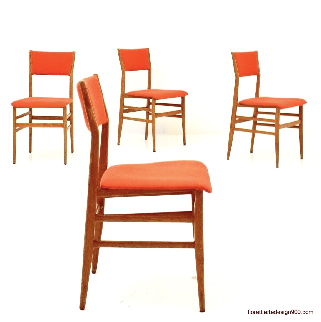 Gruppo di quattro sedie Chairs